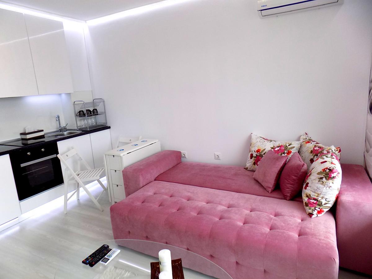 Apartment Silvi Varna Buitenkant foto